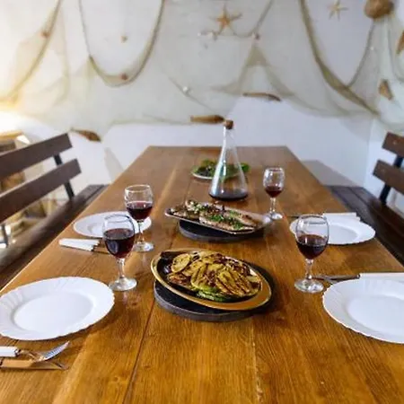 Apartment In Okrug Gornji With Sea View, Air Conditioning, Wifi, Washing Machine 5049-1 Trogir