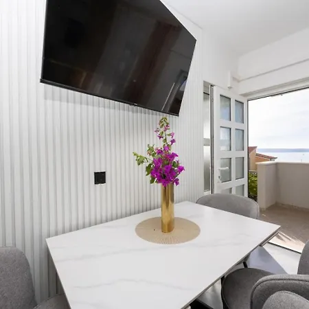 In Okrug Gornji With Sea View, Air Conditioning, Wifi, Washing Machine 5049-1 Apartman Trogir